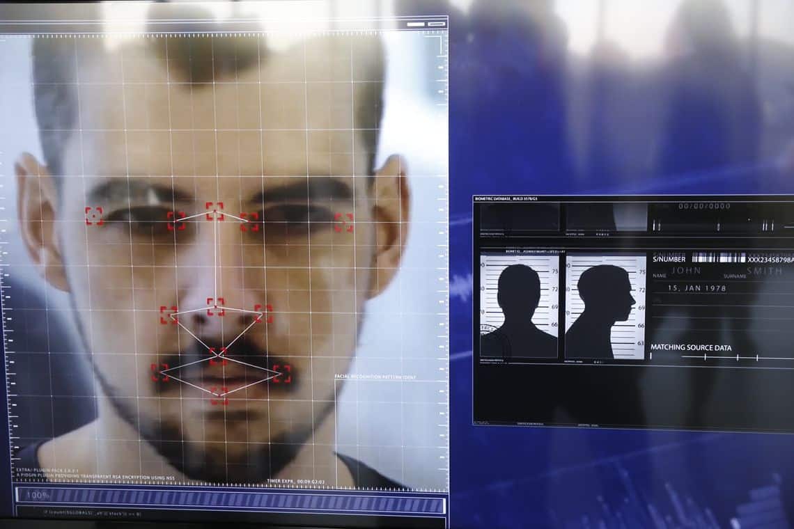 Rio de Janeiro implanta busca de criminosos por reconhecimento facial