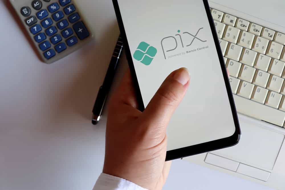 Pix é principal forma de pagamentos recebidos pelos pequenos negócios